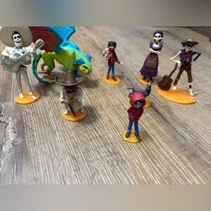 Disney Coco Playset with Colorful Figures